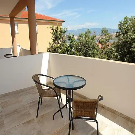 Guest house Pansion Jurko 3*